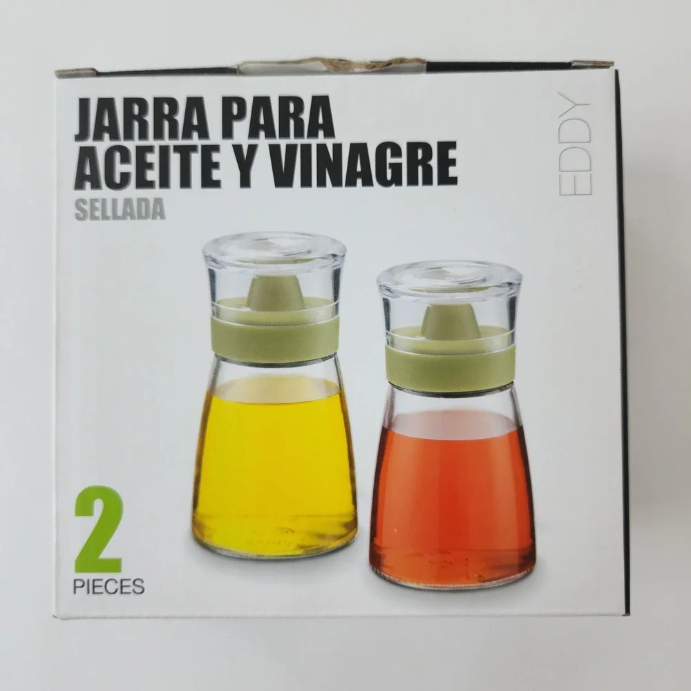 Eddy 2 Piece Airtight Oil and Vinegar Jar Set Non-Drip Silicone Spout Black‎
